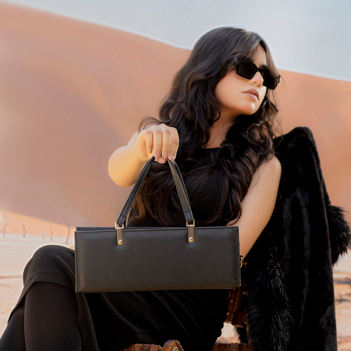 Black Grained PU Leather Rectangle Box Bag